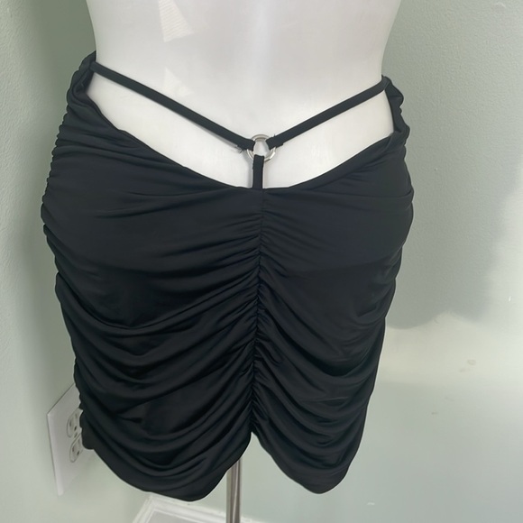 Tiger Mist “Look After Me” Sexy Black Skirt Small - Picture 2 of 5